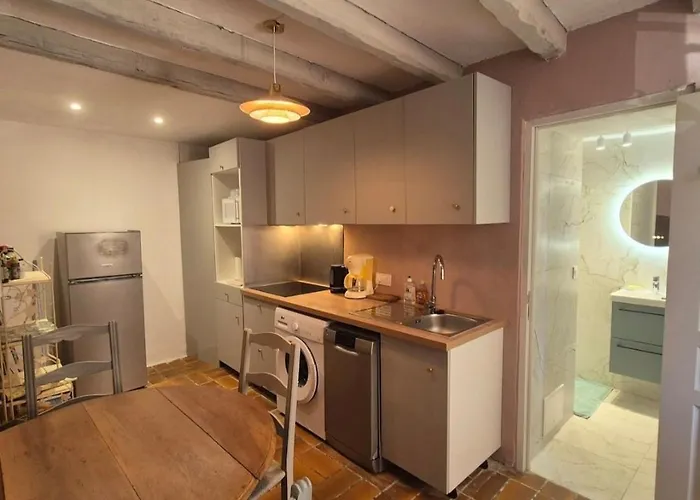 Apartman Medieval Au Coeur Du Village De Lama