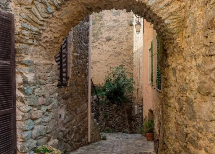 Apartman Medieval Au Coeur Du Village De *